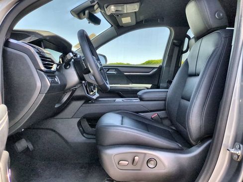 New 2026 GMC Acadia Elevation w/ Black Edition FWD image 19