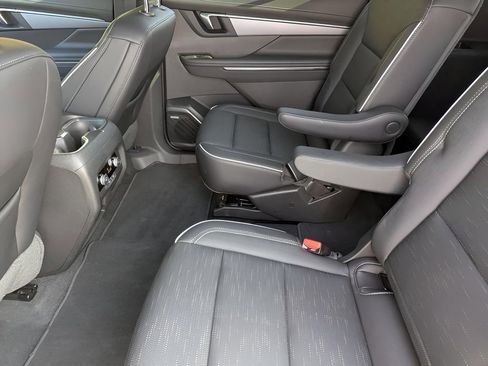 New 2025 Buick Enclave Sport Touring w/ Super Cruise Package image 14