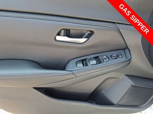 Used 2024 Nissan Sentra SV w/ All-Weather Package FWD image 12