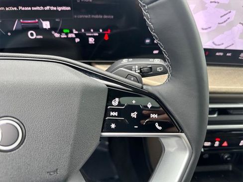 Certified 2025 Audi Q5 Premium w/ Convenience Package image 23