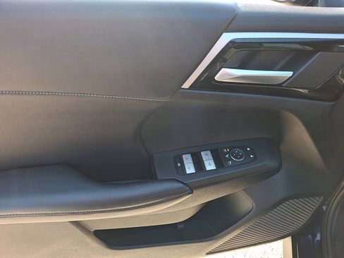 Used 2024 Mitsubishi Outlander SE image 22