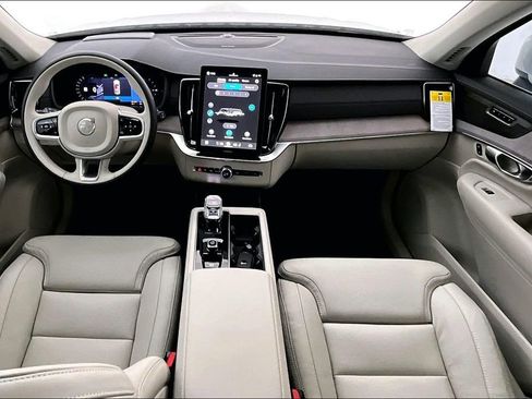 New 2026 Volvo XC90 T8 Ultra w/ Protection Package Premier image 8