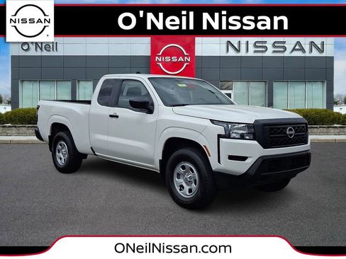 Certified 2024 Nissan Frontier S w/ Technology Package AWD/4WD image 1