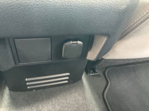 New 2025 Toyota Tacoma TRD Sport image 36