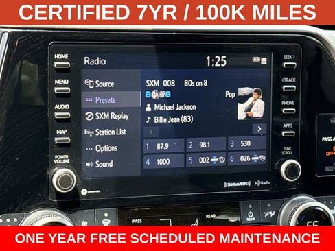 Used 2022 Toyota Highlander XLE AWD/4WD image 20