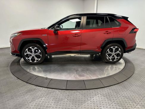 Used 2024 Toyota RAV4 XSE w/ Weather Package AWD/4WD image 10