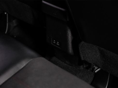 Used 2024 Mitsubishi Outlander Sport AWD image 37