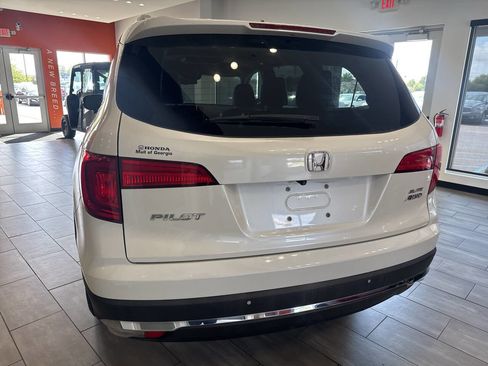 Used 2017 Honda Pilot Elite image 13