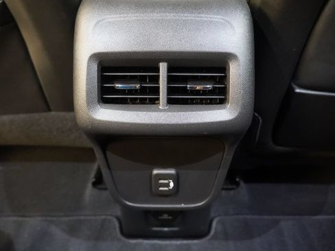 Used 2021 GMC Terrain SLT FWD image 30