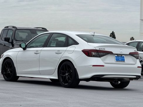 Certified 2026 Honda Civic Sport image 3