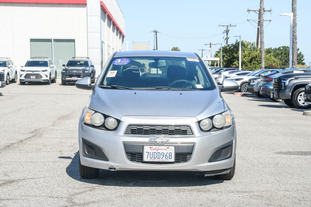 Used 2016 Chevrolet Sonic LT FWD image 2