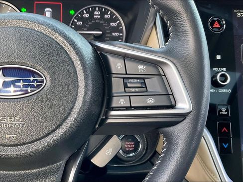 Certified 2025 Subaru Outback Limited image 20