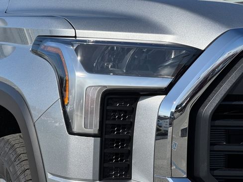 New 2026 Toyota Tundra SR5 AWD/4WD image 22