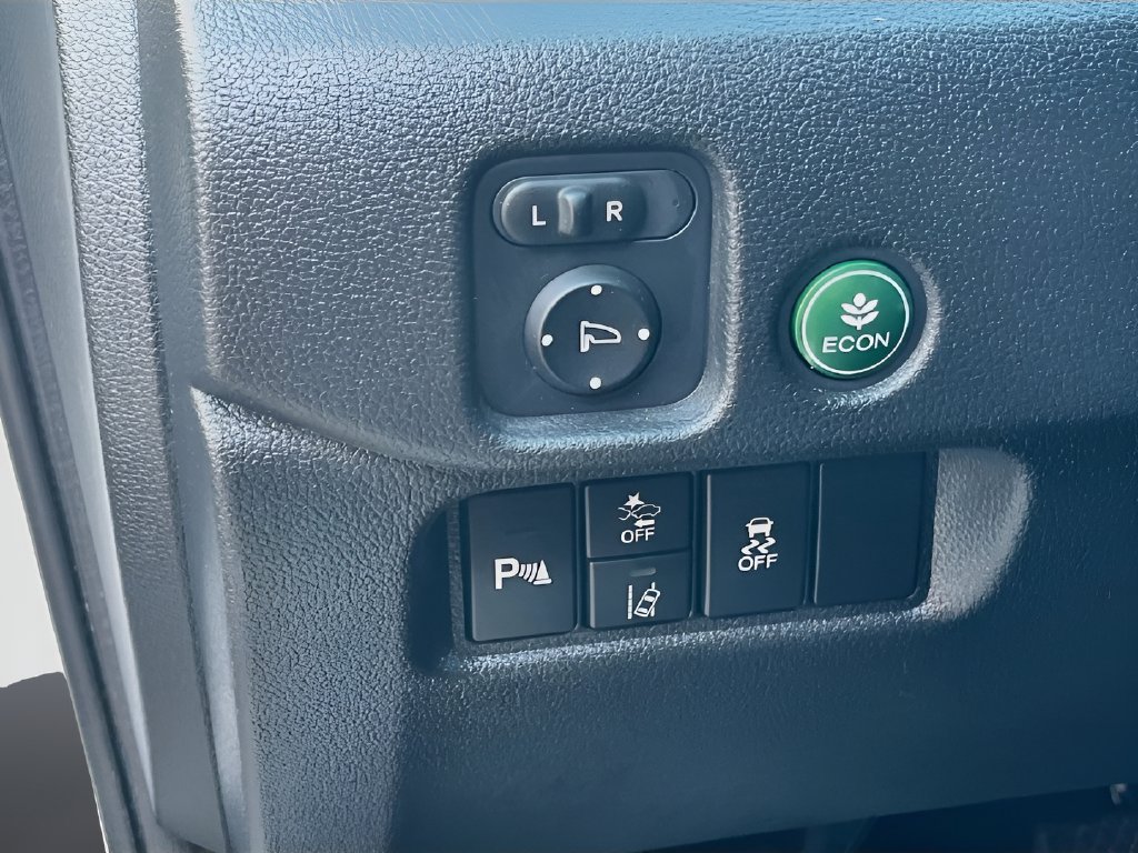 Used 2025 Honda Passport EX-L image 10