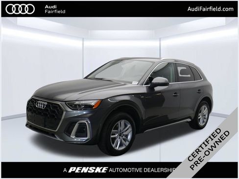 Used 2023 Audi Q5 2.0T Premium w/ Convenience Package AWD/4WD image 1