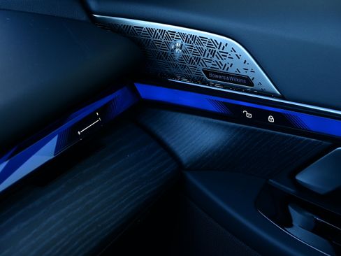 New 2026 BMW i5 eDrive40 image 29