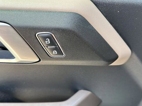 Used 2022 Ford Bronco Wildtrak AWD/4WD image 12