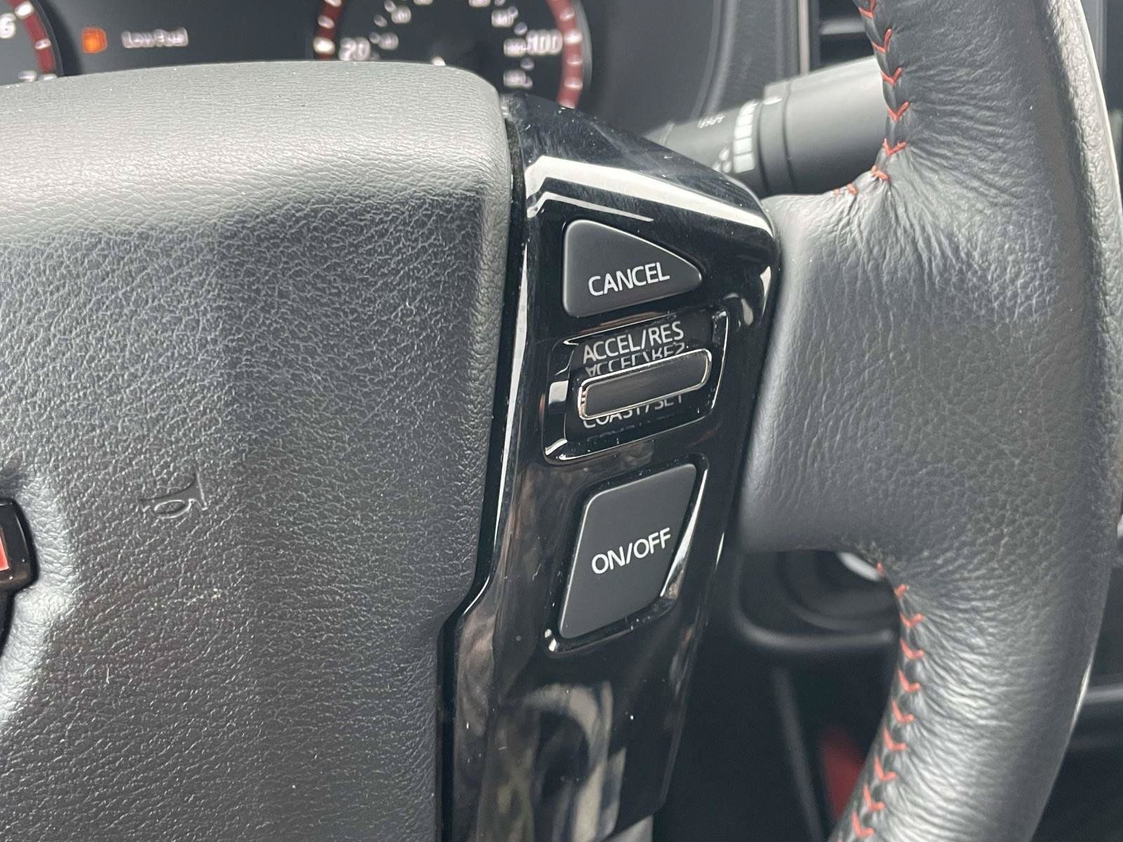 Used 2024 Nissan Frontier PRO-4X AWD/4WD image 12