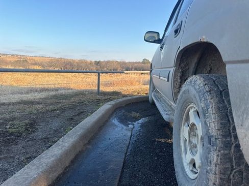 Used 2003 Chevrolet Tahoe LS w/ Cargo Package image 7