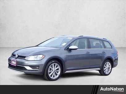 Used 2018 Volkswagen Golf SE