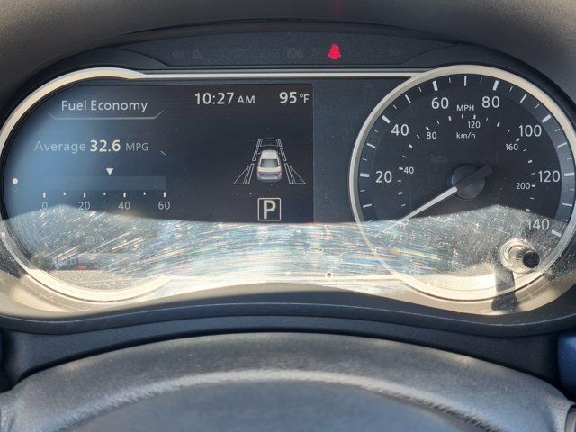 Used 2025 Nissan Versa SV FWD image 14