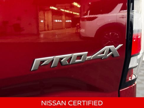 Certified 2022 Nissan Frontier PRO-4X w/ Technology Package image 11