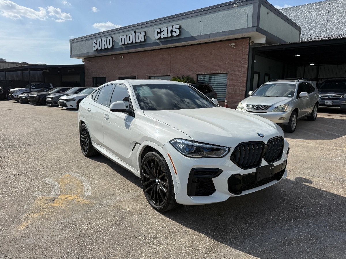 Used 2023 BMW X6 xDrive40i w/ Executive Package AWD/4WD image 2