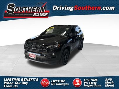 Used 2025 Jeep Compass Latitude w/ Convenience Group