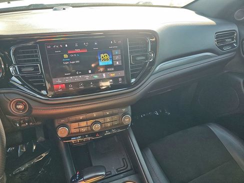 Used 2022 Dodge Durango R/T w/ Blacktop Package AWD/4WD image 16