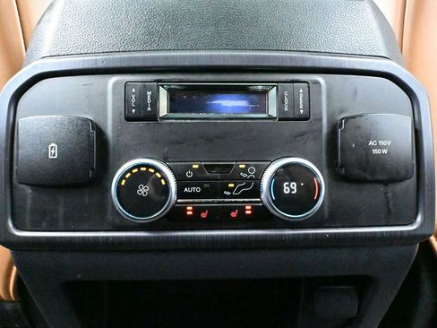 Used 2023 Ford Expedition Platinum image 45