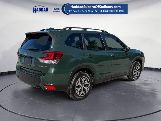 Certified 2023 Subaru Forester Premium AWD/4WD image 5