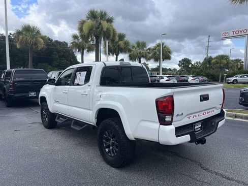 Used 2023 Toyota Tacoma SR5 w/ Technology Package AWD/4WD image 8