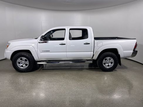 Used 2013 Toyota Tacoma PreRunner w/ SR5 Pkg image 6