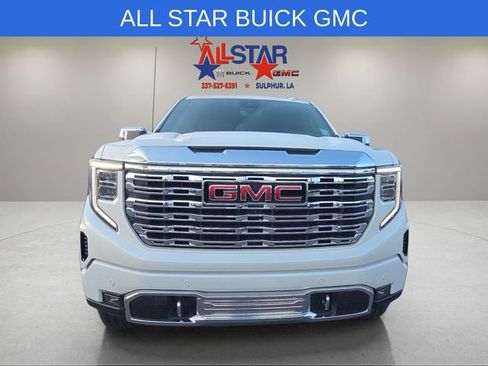 Used 2024 GMC Sierra 1500 Denali w/ Technology Package image 2