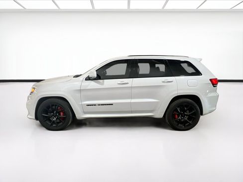 Used 2020 Jeep Grand Cherokee SRT w/ Trailer Tow Group IV AWD/4WD image 25