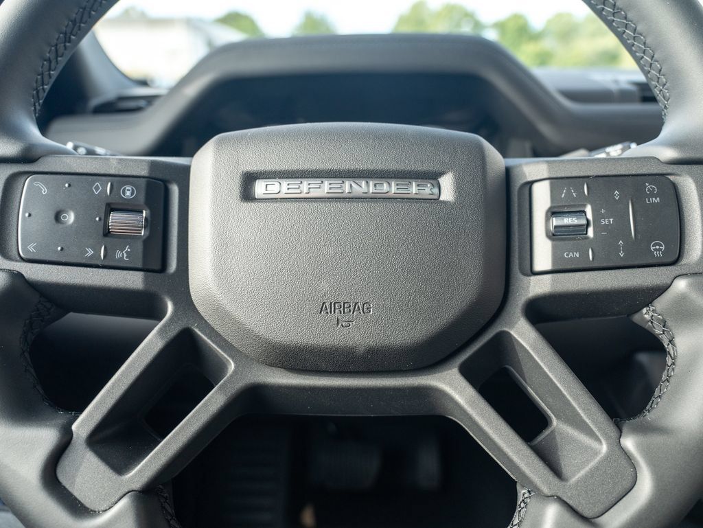New 2026 Land Rover Defender 110 AWD/4WD image 14
