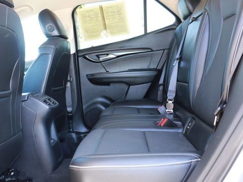 Used 2023 Buick Envision Essence image 13