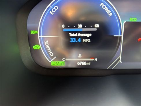 Used 2025 Toyota RAV4 Limited w/ Advanced Technology Package image 13