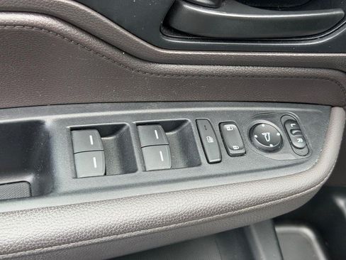 Used 2023 Honda Odyssey EX-L image 16