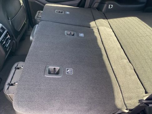 New 2025 Jeep Grand Cherokee Altitude image 41