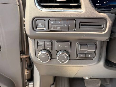 Used 2024 Chevrolet Tahoe RST w/ Luxury Package AWD/4WD image 10