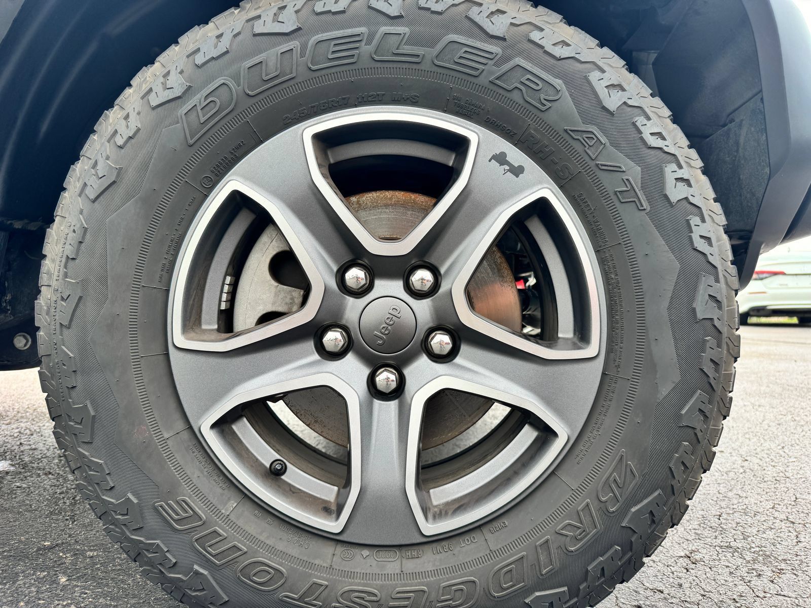 Used 2021 Jeep Wrangler Sport AWD/4WD image 31