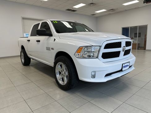 Used 2016 RAM 1500 Express image 4