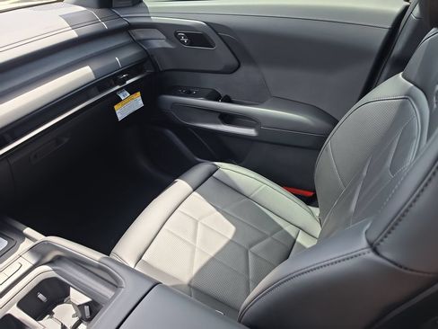 New 2027 Kia Telluride EX X-Line AWD/4WD image 16