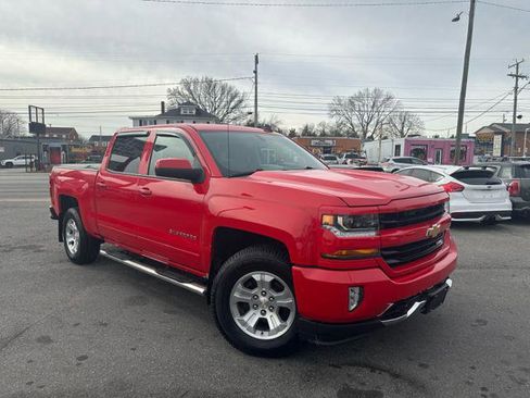 Used 2018 Chevrolet Silverado 1500 LT w/ All Star Edition image 2
