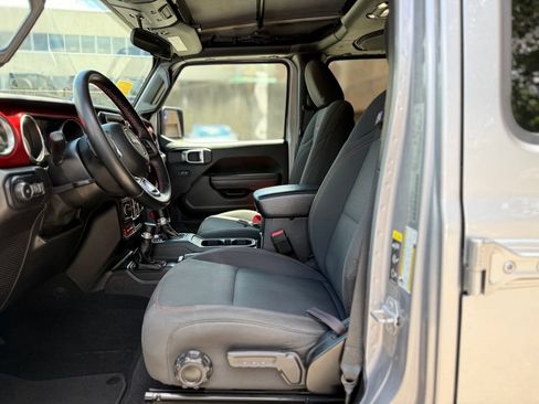 Used 2021 Jeep Wrangler Unlimited Rubicon AWD/4WD image 20