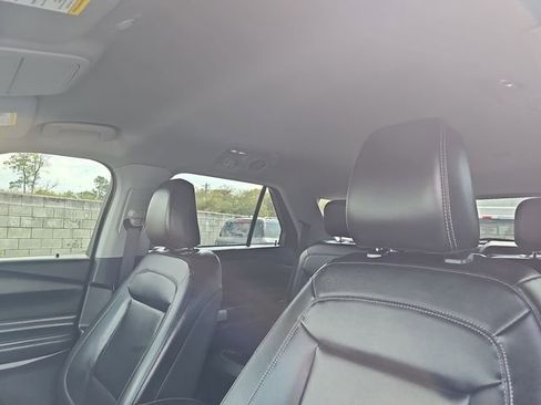 Used 2023 Ford Explorer XLT w/ Equipment Group 202A image 18