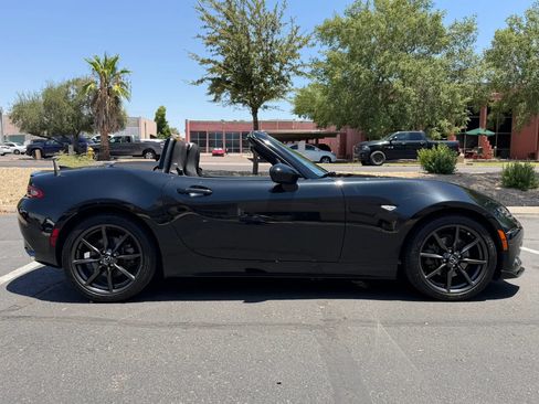Used 2016 MAZDA MX-5 Miata Club RWD image 26