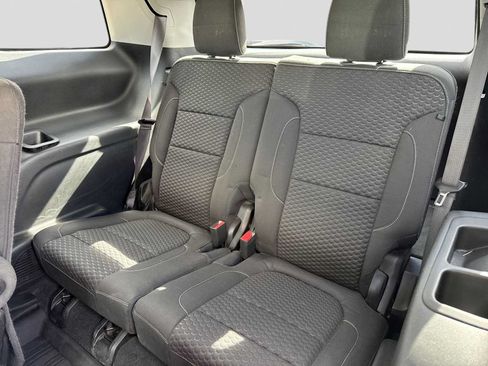 Used 2017 GMC Acadia SLE w/ LPO, Floor Liner Package AWD/4WD image 20