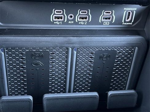 New 2026 RAM 1500 Laramie w/ Night Edition image 31